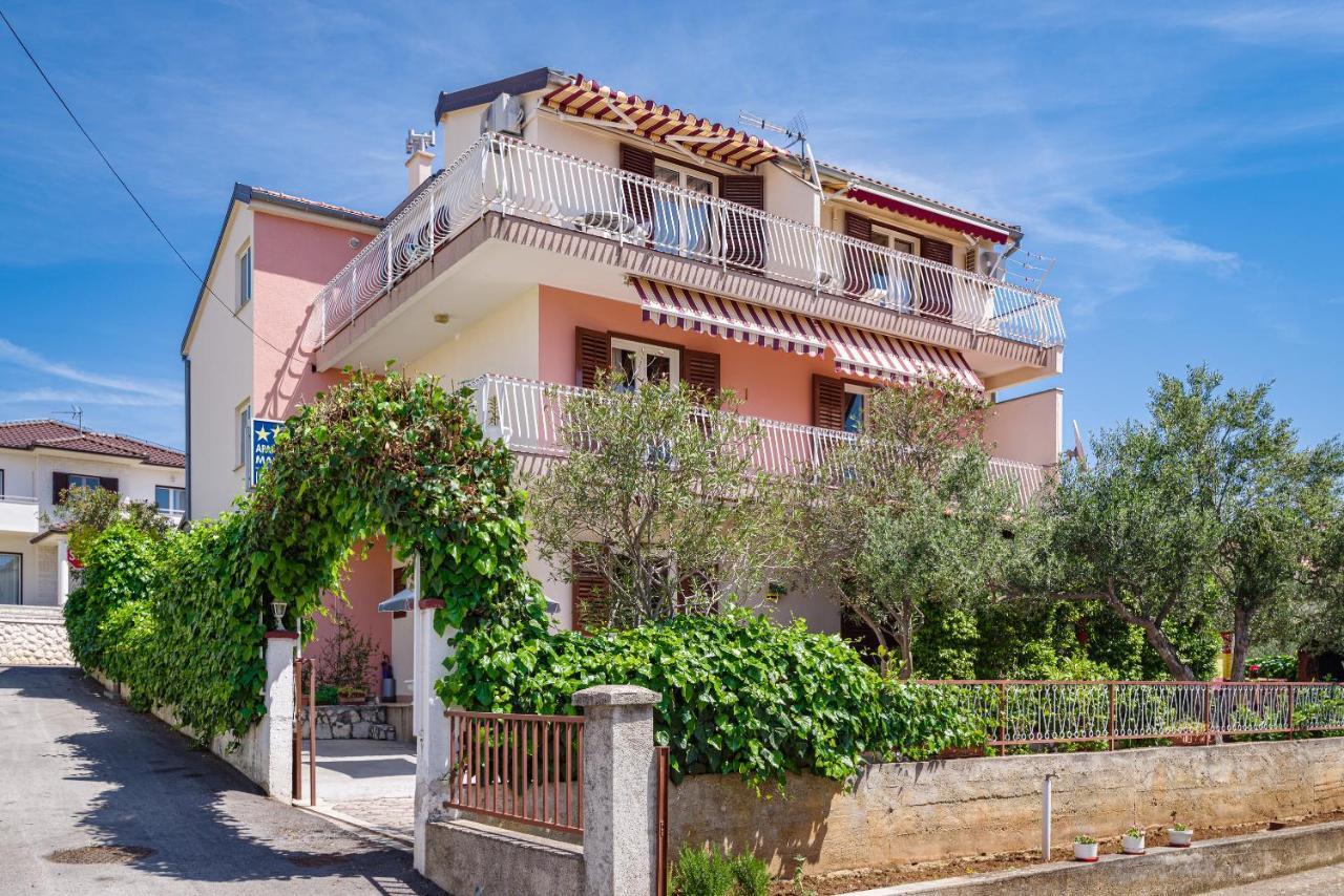 Maretic Brodarica Center