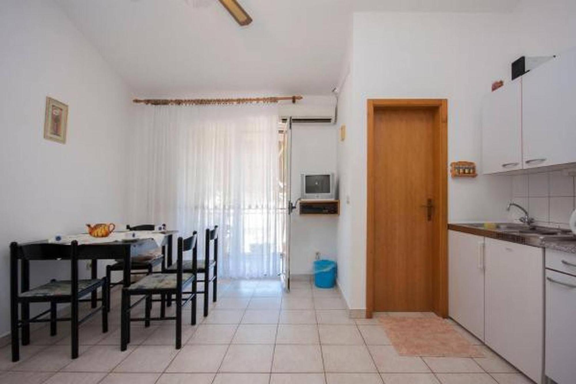 Maretic Brodarica Center Brodarica (Sibenik-Knin)